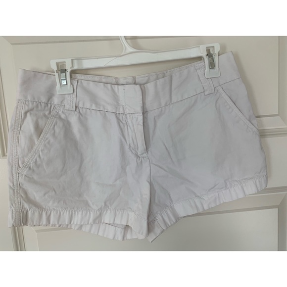 Size 4 White J. Crew City Fit Shorts - Picture 1 of 5